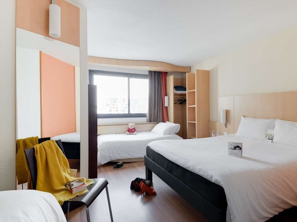 Hotel Ibis Paris 17 Clichy Batignolles photo 3