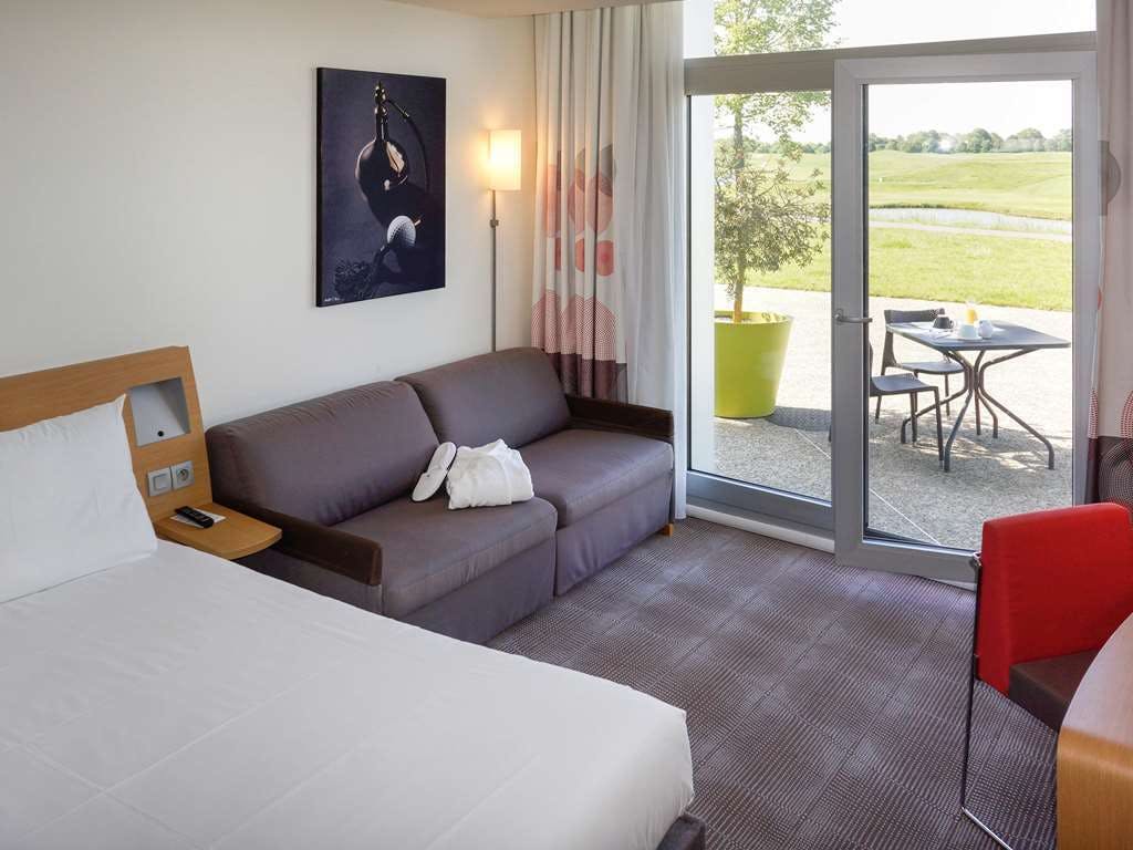 Hotel Novotel Saint Quentin En Yvelines photo 4