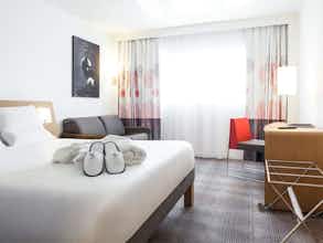 Hotel Novotel Saint Quentin En Yvelines photo 3