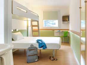 Hotel Ibis Budget Vélizy photo 2
