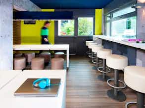 Hotel Ibis Budget Vélizy photo 5