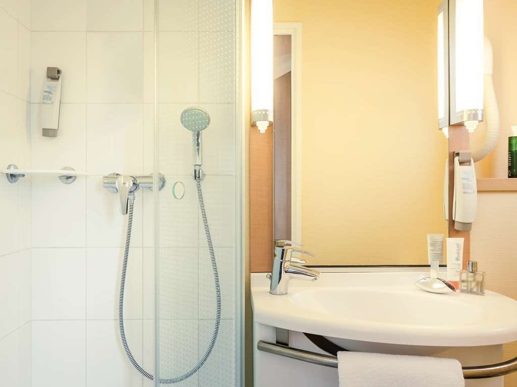 Hotel Ibis Paris Porte D'orléans photo 5