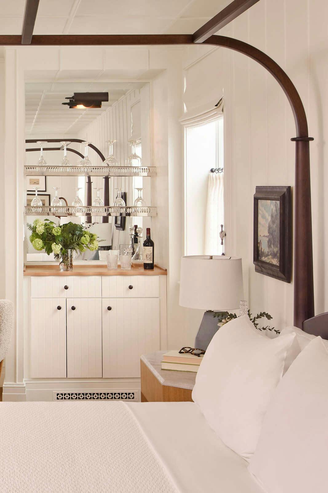 Hotel Canoe Place Inn photo 2