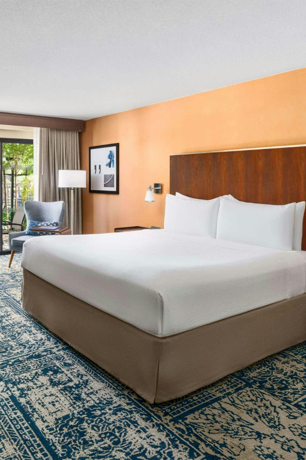 Hotel Four Points by Sheraton Pleasanton photo 2