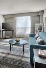 Hotel Boston Marriott Burlington photo 3