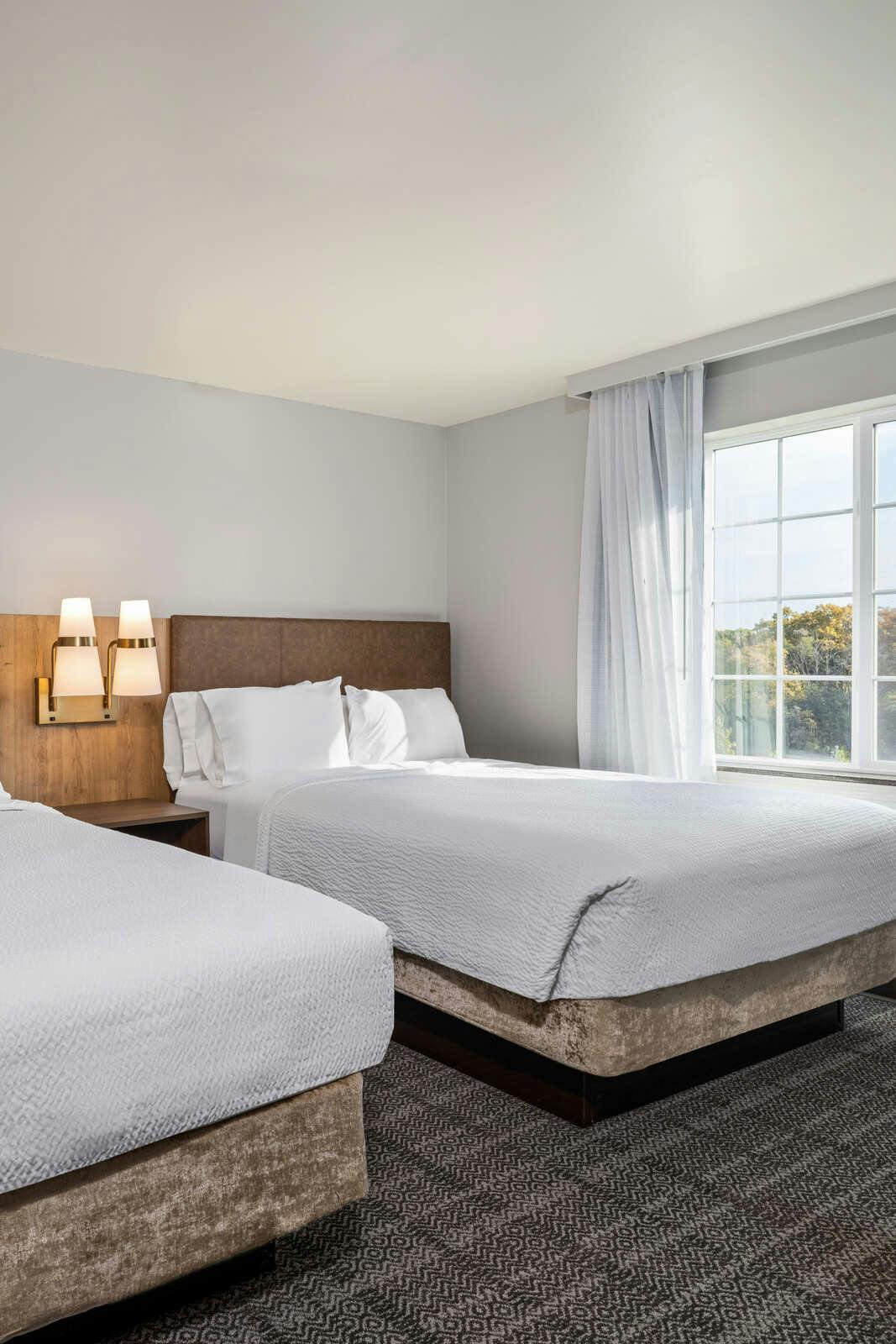 Hotel Staybridge Suites Rochester University by IHG photo 3