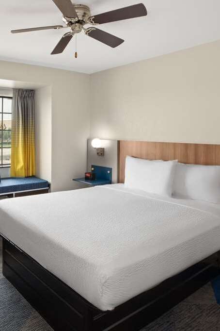 Hotel Microtel Inn & Suites by Wyndham Buda Austin South photo 2