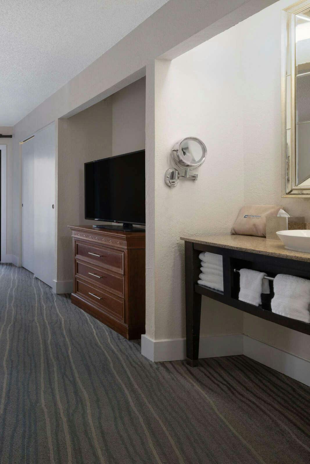 Hotel Wyndham Boca Raton photo 3