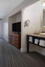Hotel Wyndham Boca Raton photo 3