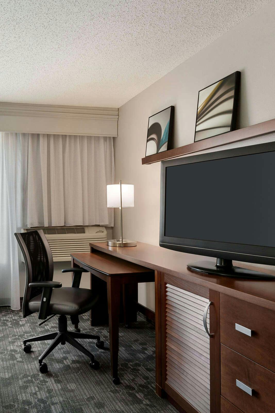 Hotel Courtyard by Marriott Lubbock photo 3