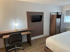 Hotel Sure Stay By Best Western Groves photo 4