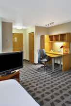 Hotel TownePlace Suites Detroit Livonia photo 4