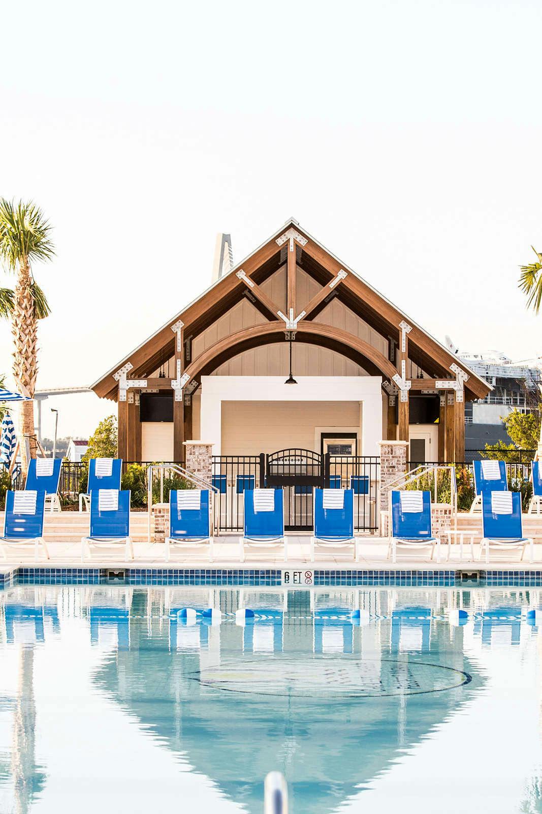 Hotel The Beach Club at Charleston Harbor Resort and Marina photo 5