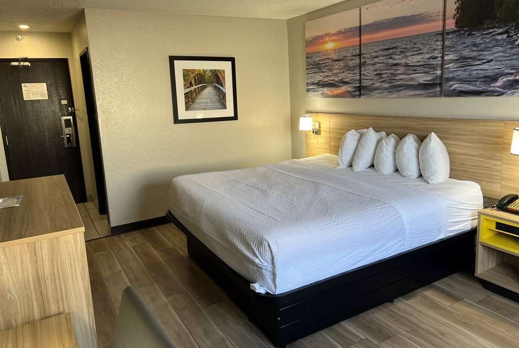 Hotel Days Inn by Wyndham Miami photo 2