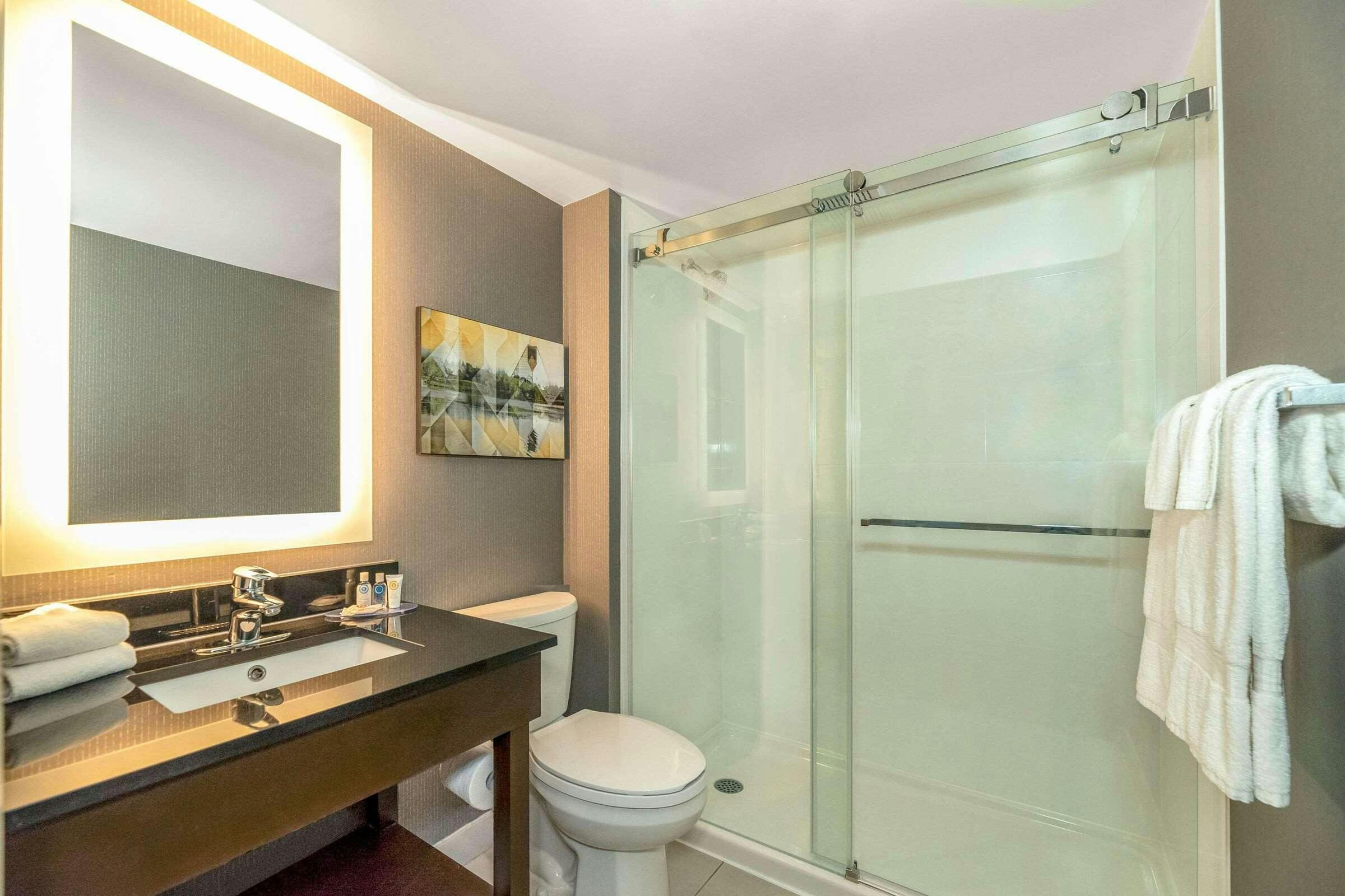 Hotel Comfort Inn Winnipeg Airport photo 5