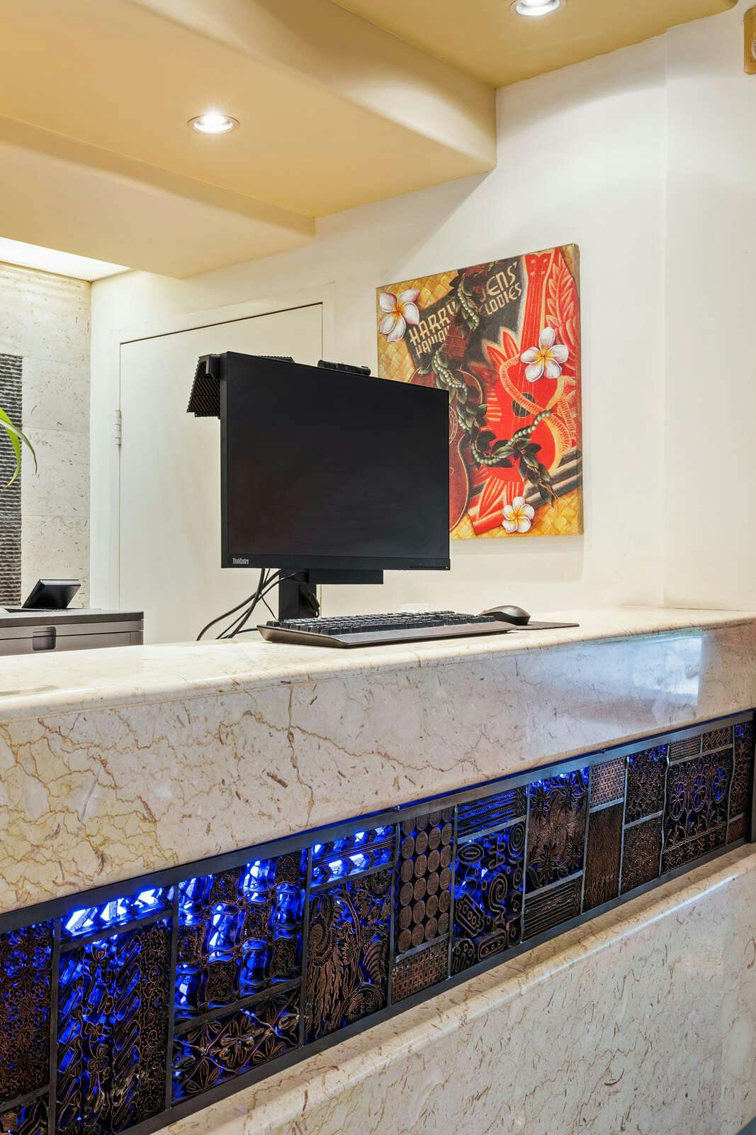 Hotel Luana Waikiki Hotel & Suites photo 5