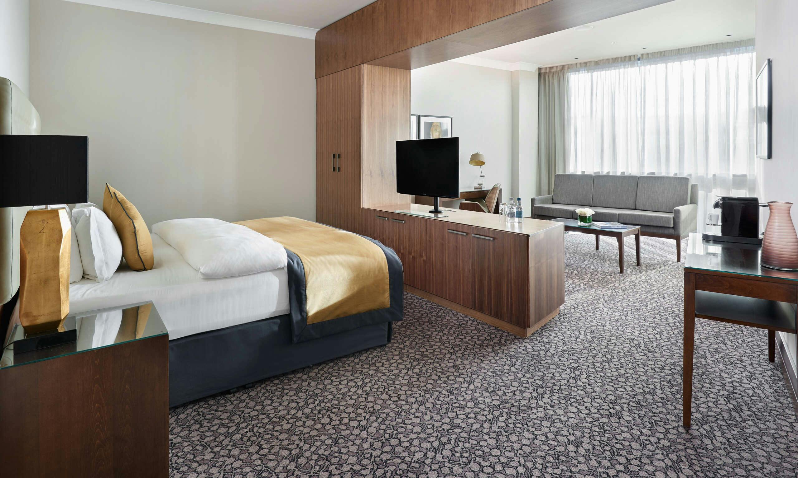 The Glasshouse, Autograph Collection