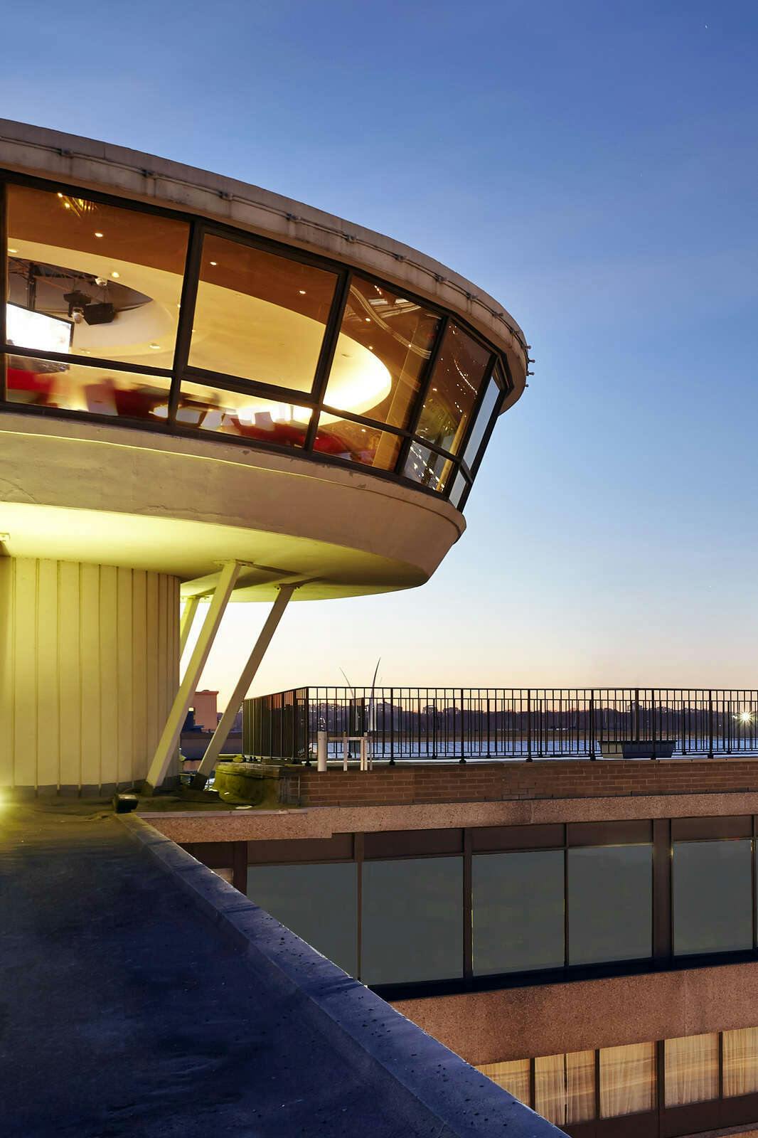 Hotel DoubleTree by Hilton Washington DC - Crystal City photo 1