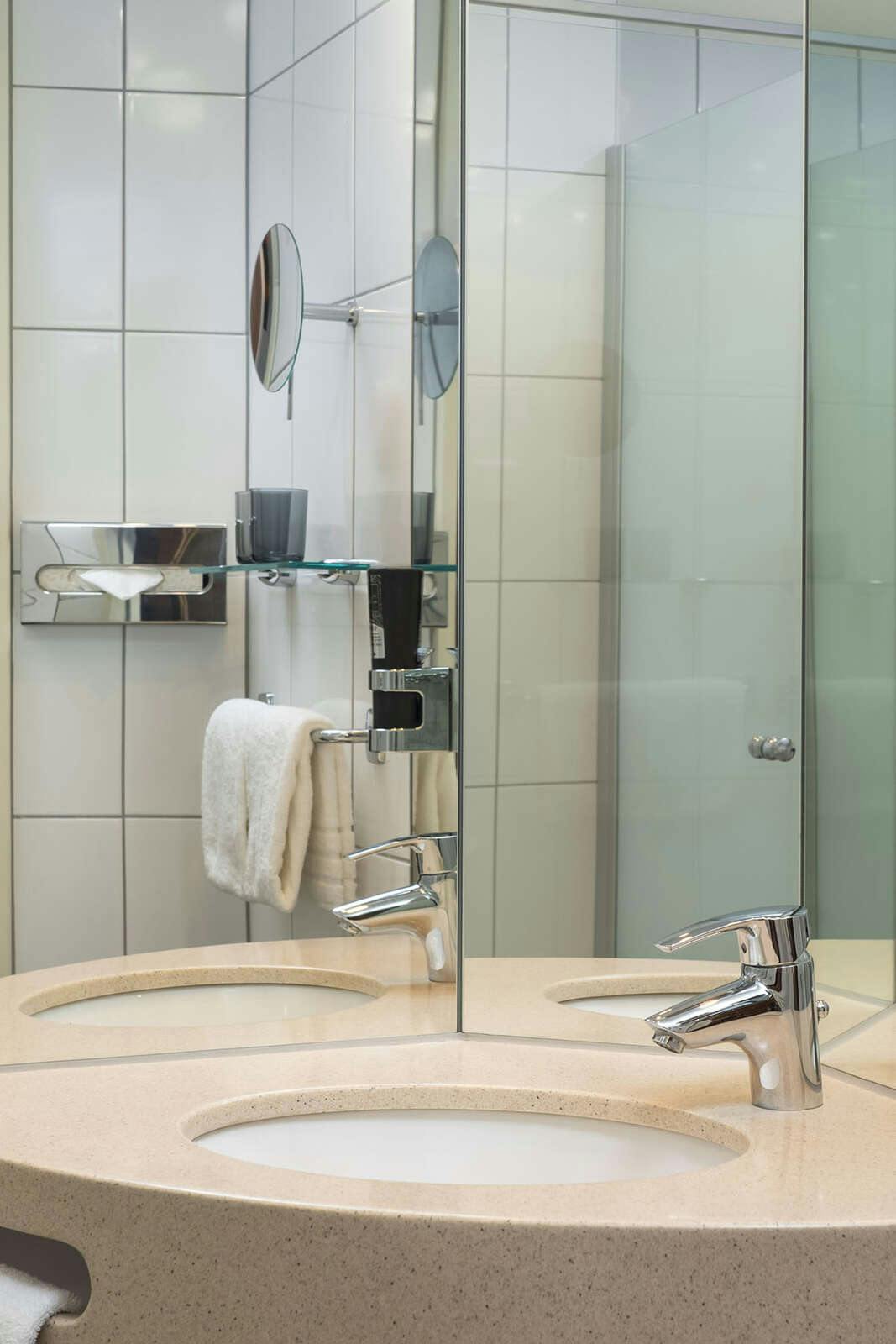 Hotel Leonardo Hotel Dresden Altstadt photo 3