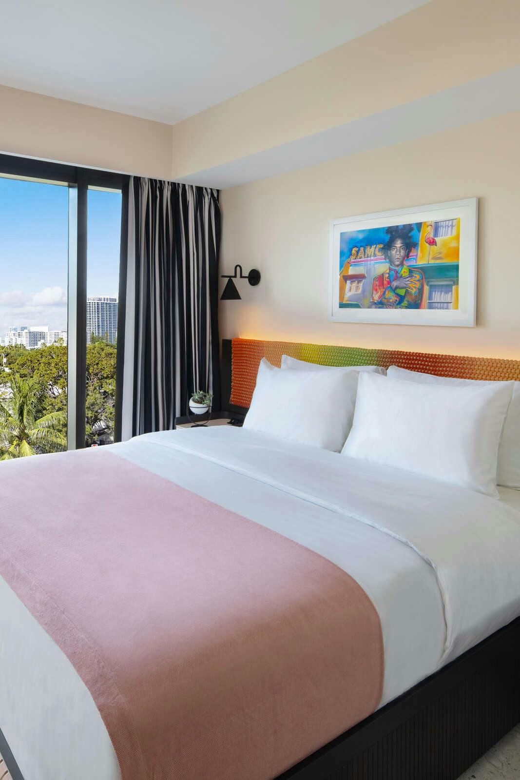 Hotel Moxy South Beach photo 1