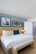 Hotel The Tides Oceanview Inn & Cottages photo 1