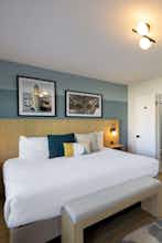 Hotel The Tides Oceanview Inn & Cottages photo 4