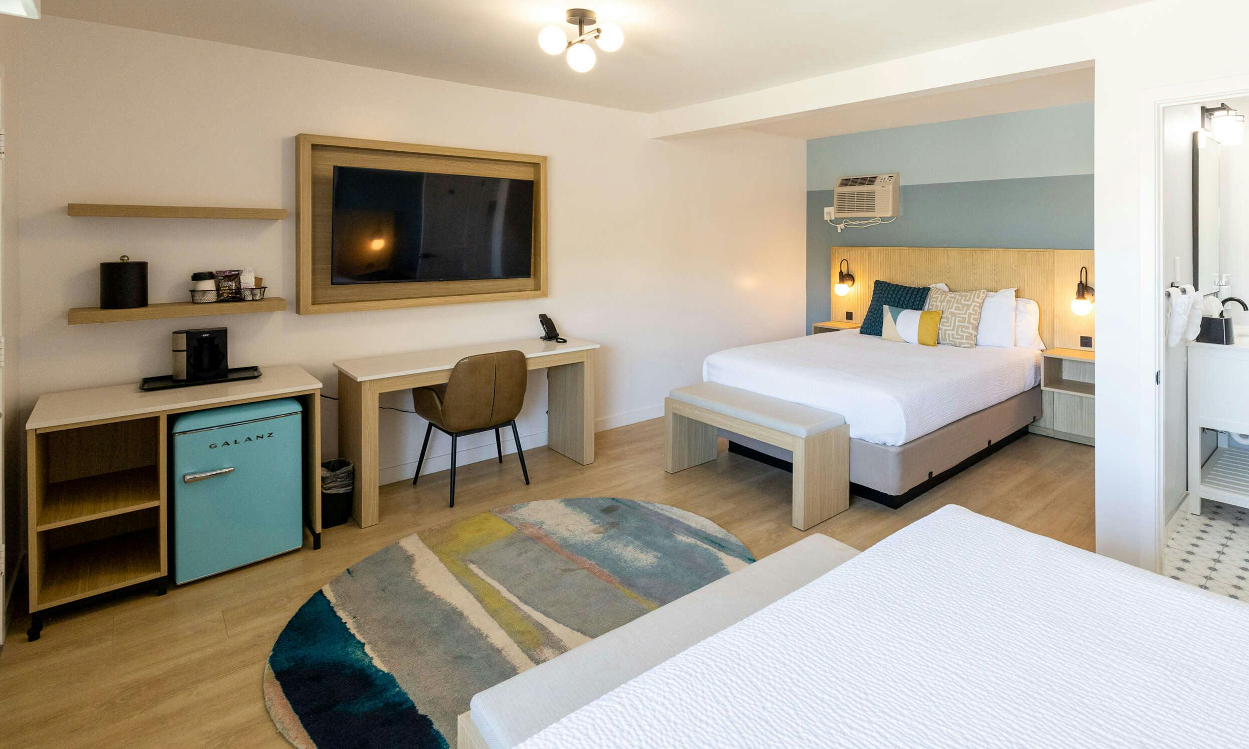 The Tides Oceanview Inn & Cottages