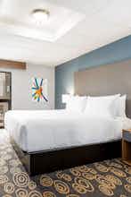 Hotel Regency Miami Airport photo 2