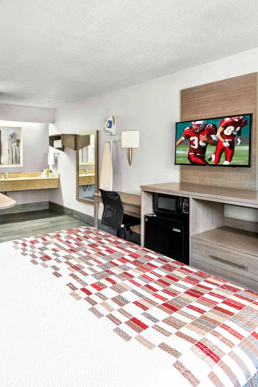 Hotel Red Roof Inn Indianapolis North - College Park photo 4