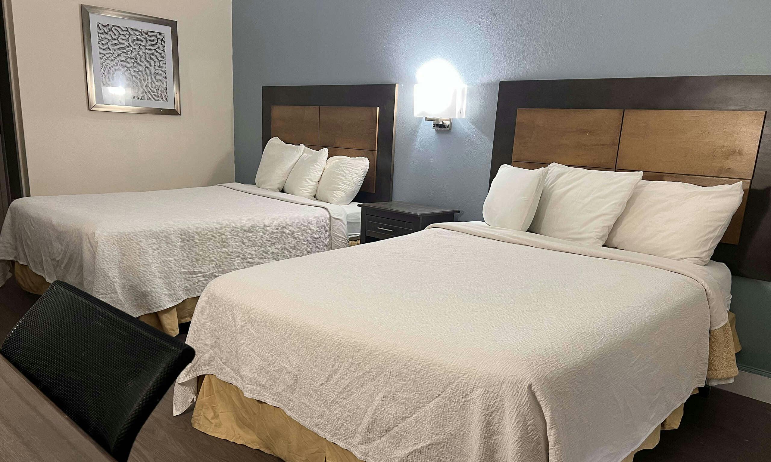 Hotel Red Roof PLUS+ Fort Myers photo 1