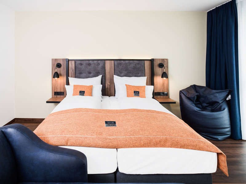 Hotel Holiday Inn The Niu, Saddle Fürth photo 2