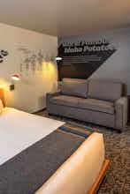 Hotel The Sparrow photo 2