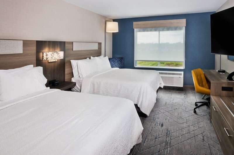 Hotel Holiday Inn Express Columbus Northeast photo 5