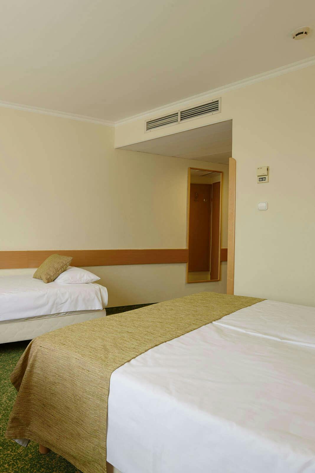 Hotel Danubius Hotel Erzsebet City Center photo 4