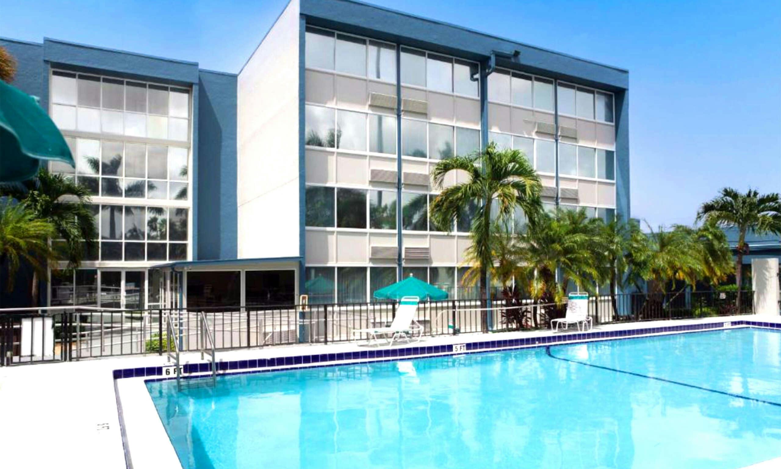 enVision Hotel Miami International Airport