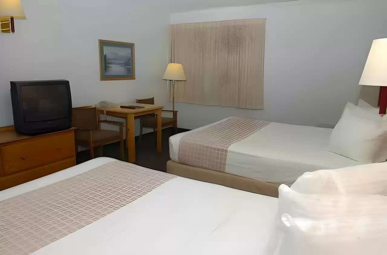 Hotel Comfort Inn & Suites Livingston, MT photo 3