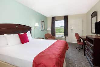 Hotel Ramada Pelham photo 1