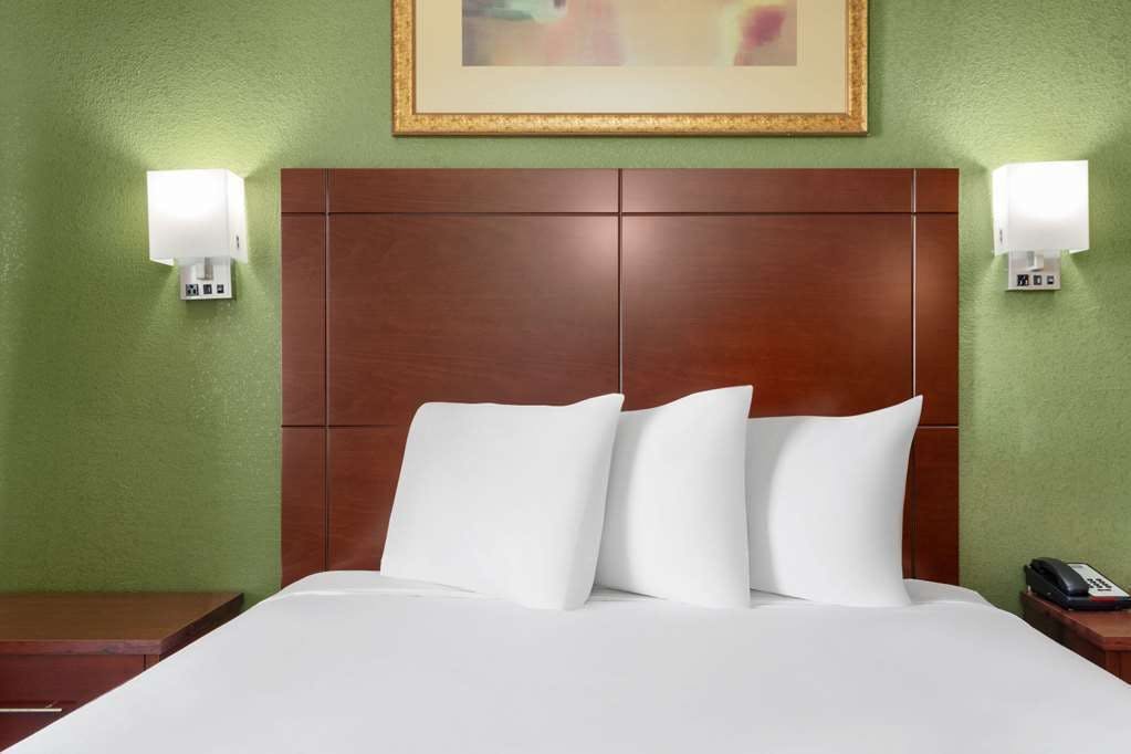 Hotel Travelodge Lake Okeechobee photo 3