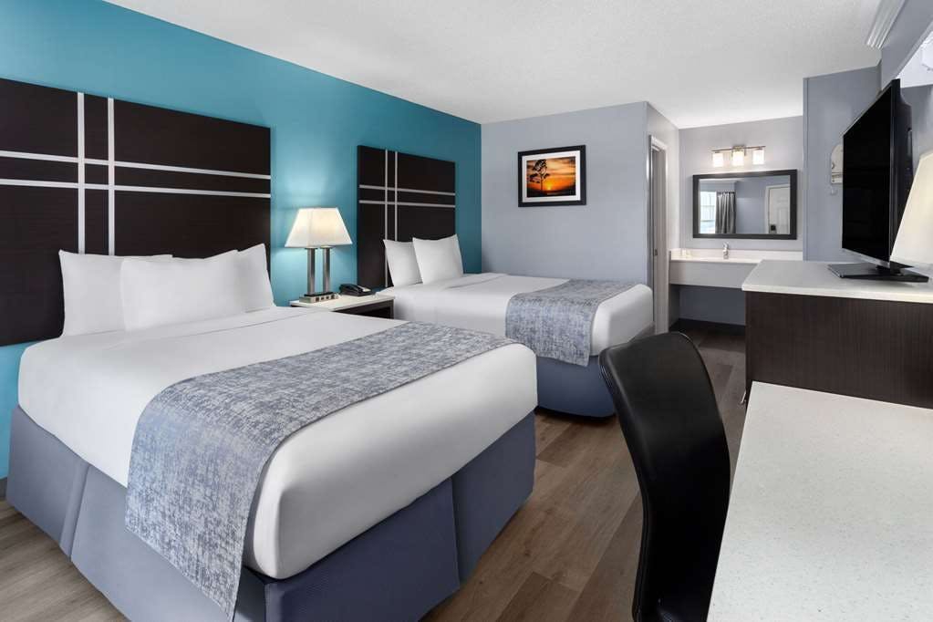 Hotel Baymont by Wyndham Brunswick GA photo 4