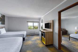Hotel Days Inn Kansas City South photo 3