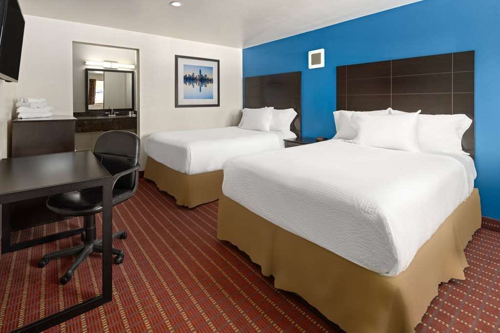 Hotel Travelodge Manhasset photo 4