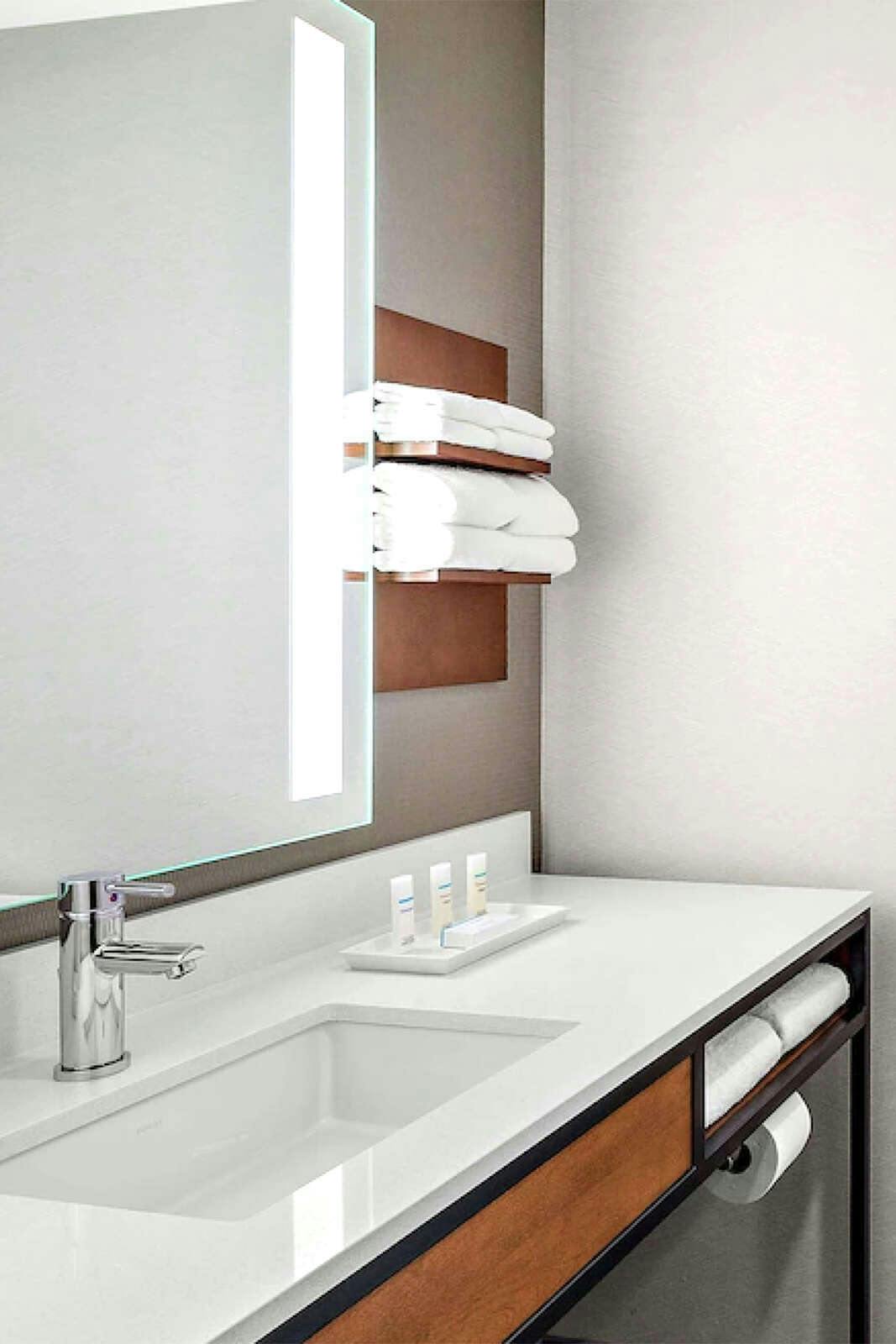 Hotel Hilton Garden Inn Chicago McCormick Place photo 4