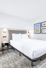 Hotel The Jackson SouthTown photo 2