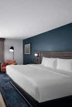 Hotel La Quinta Inn Ste Greensboro photo 3