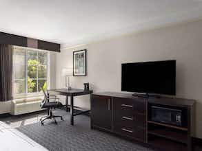 Hotel La Quinta Inn Ste Valencia photo 3