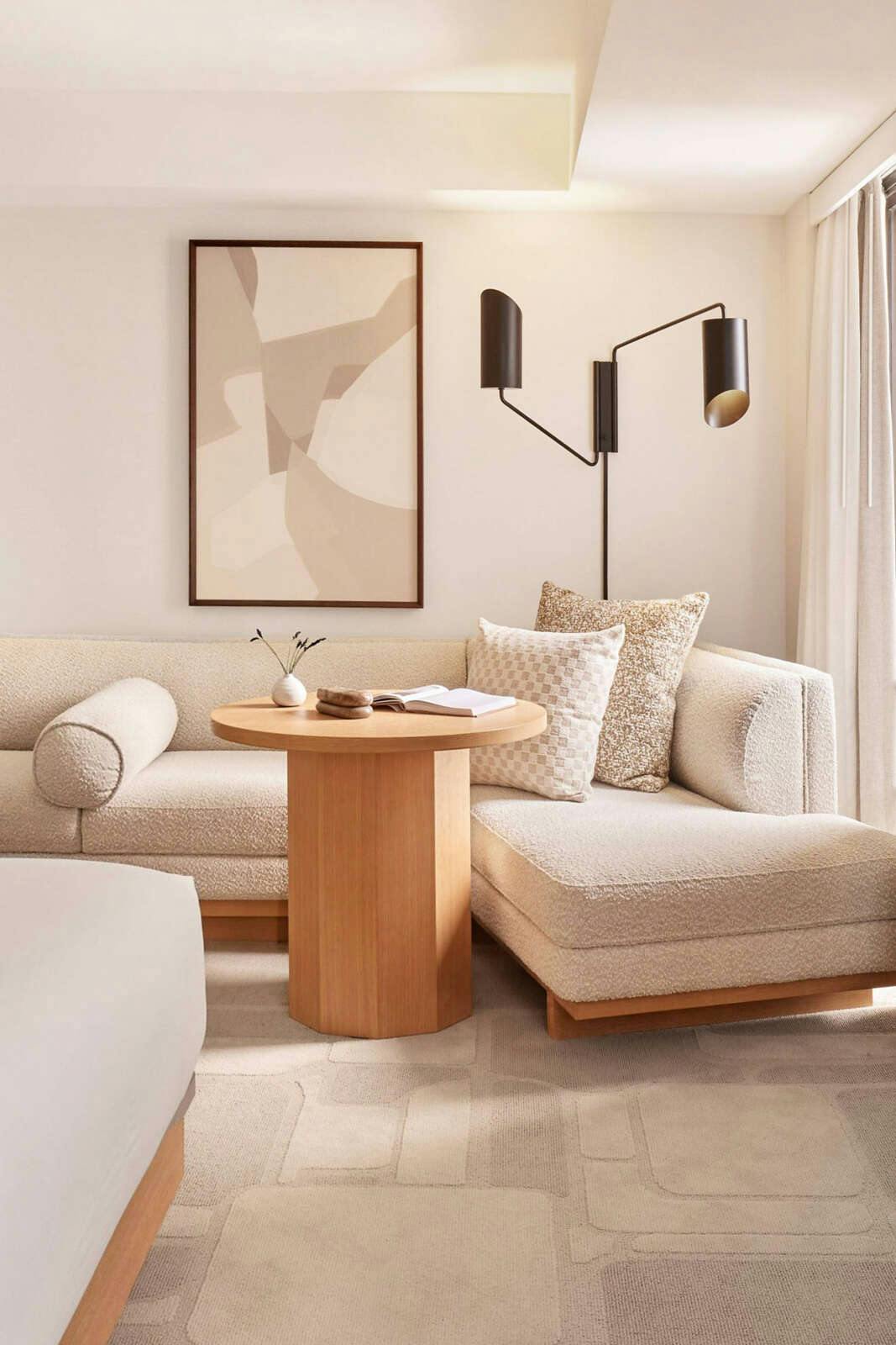 Hotel The Jay, Autograph Collection photo 3