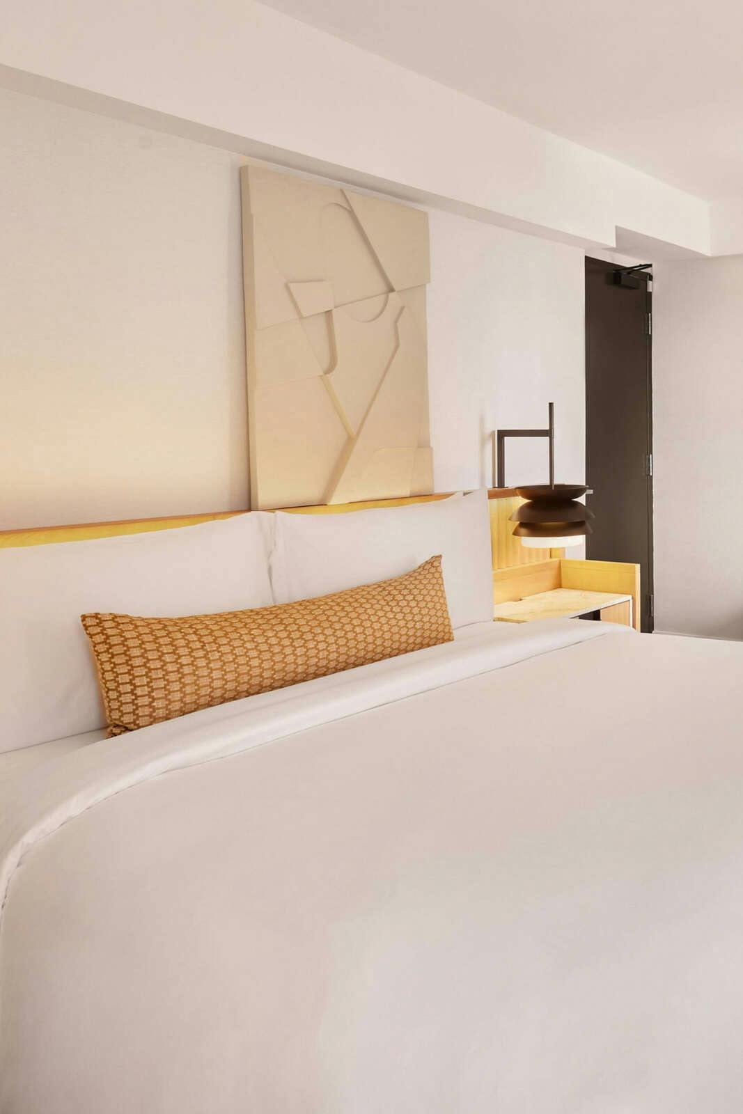 Hotel The Jay, Autograph Collection photo 2