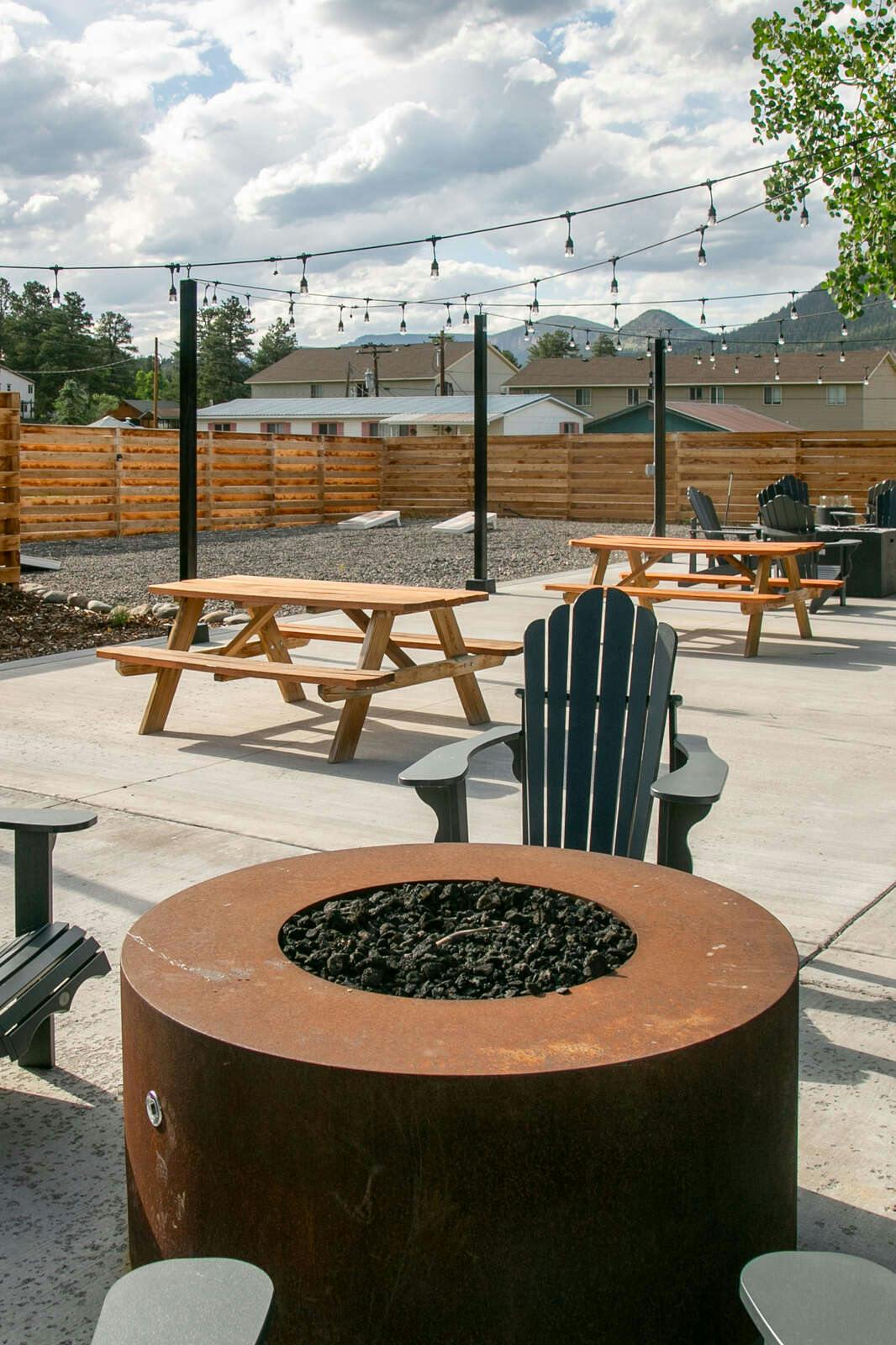 Hotel LOGE Wolf Creek photo 1