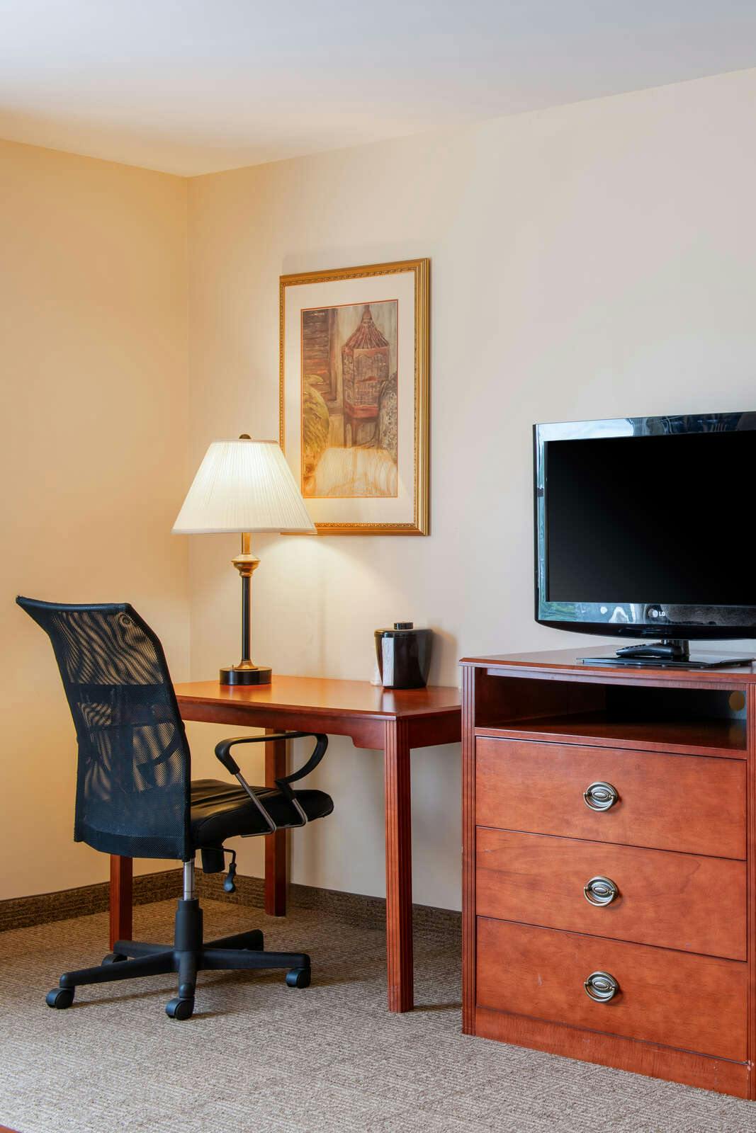 Hotel White River Inn and Suites photo 5