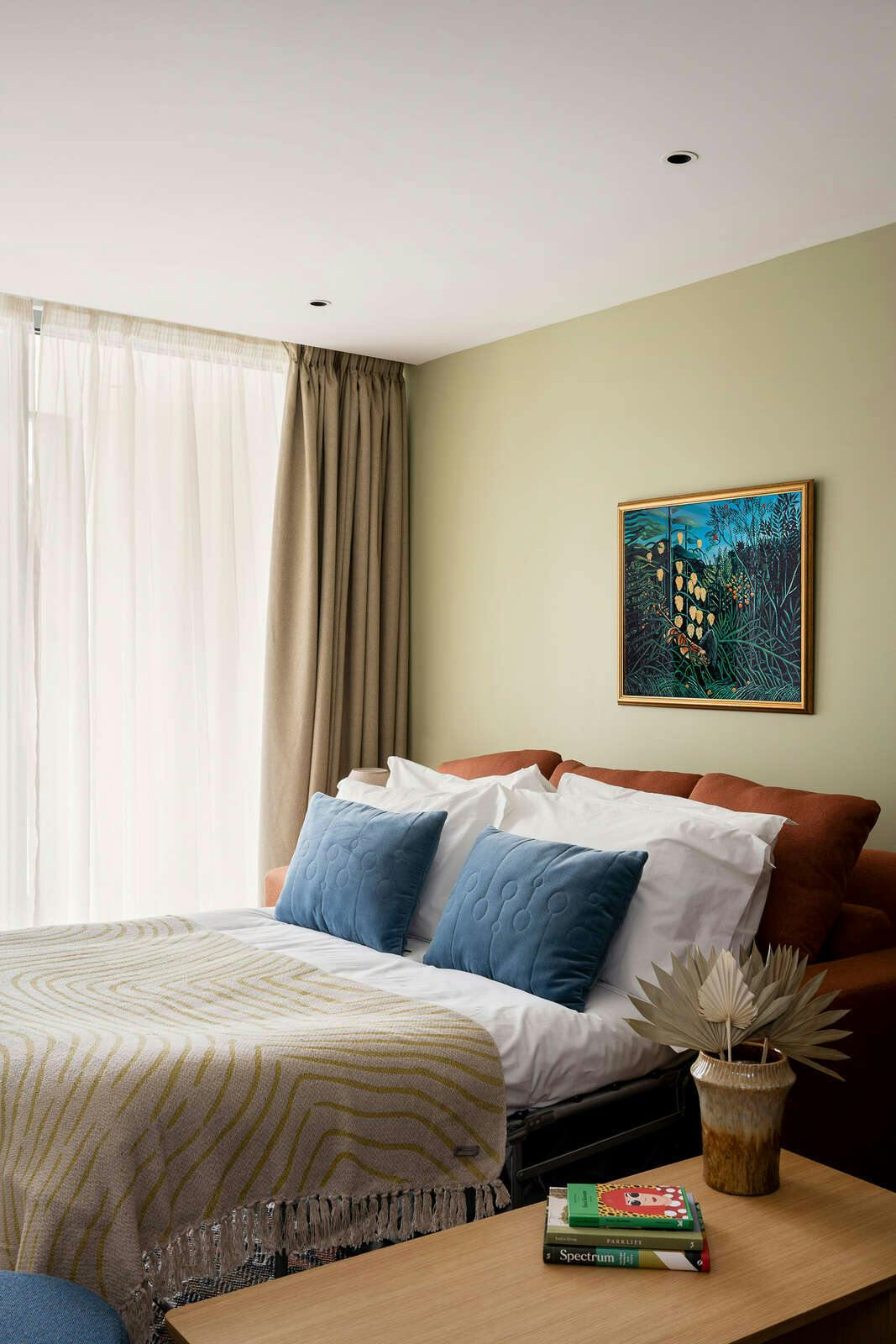 Hotel Cove Landmark Pinnacle photo 1